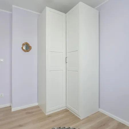 דירה With 2 Bedrooms And Free Garage By Renters